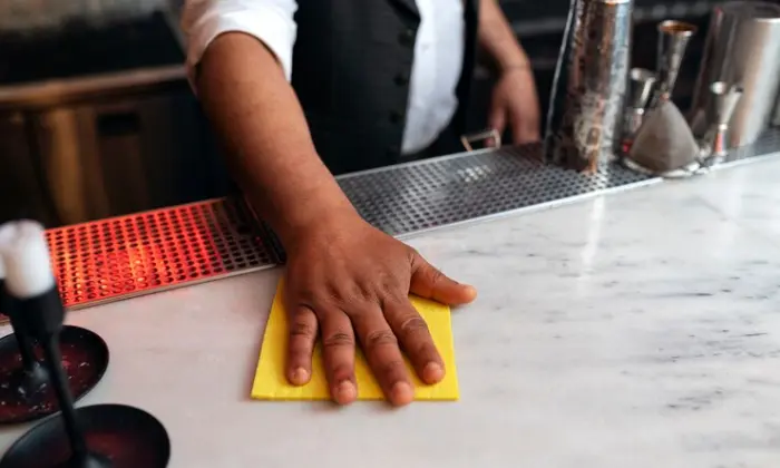 how to clean quartz countertops