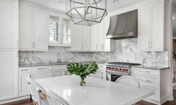 marble kitchen backsplash